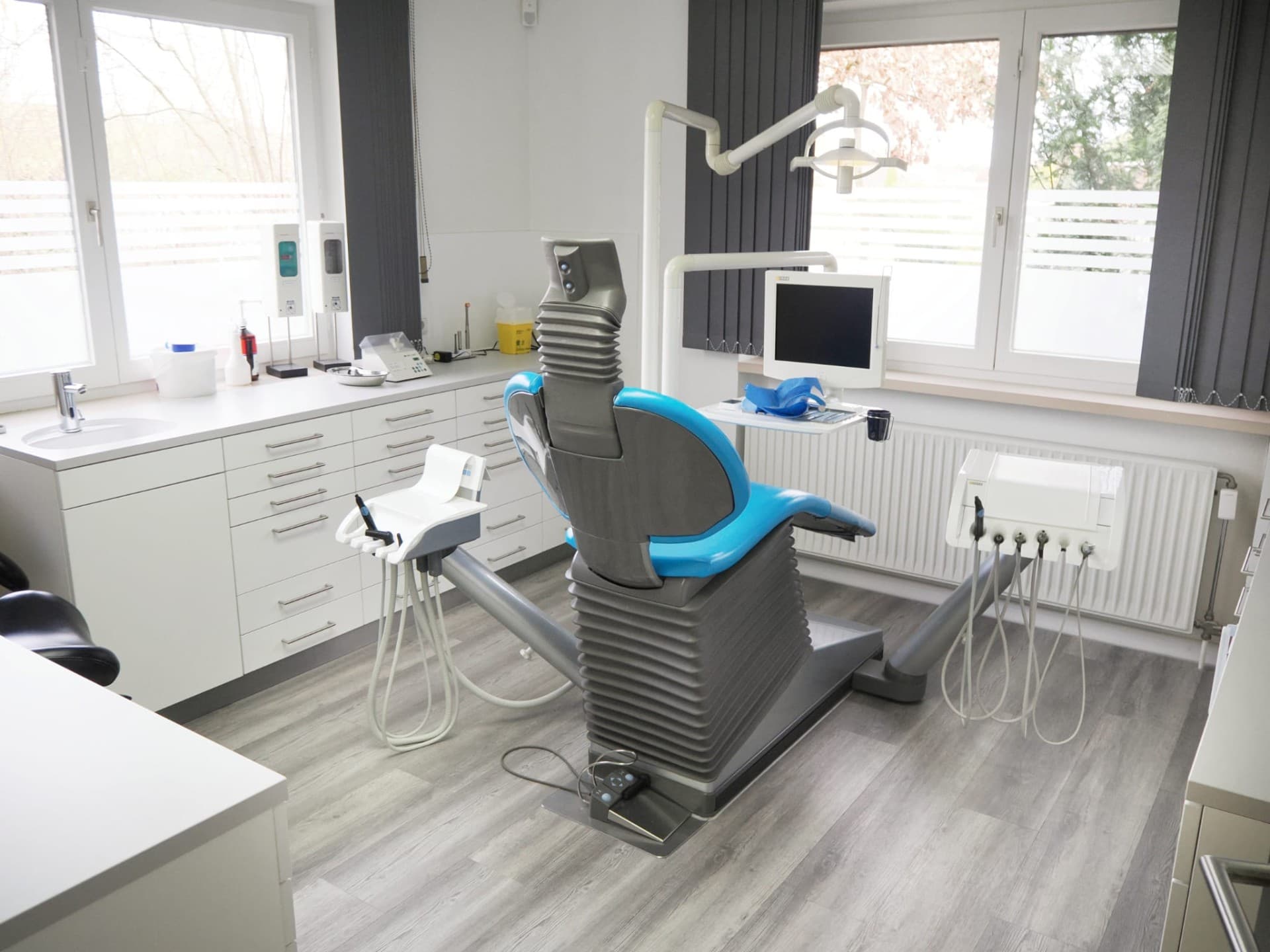 Umsatzstarke und etablierte Zahnarztpraxis südlich von Hamburg