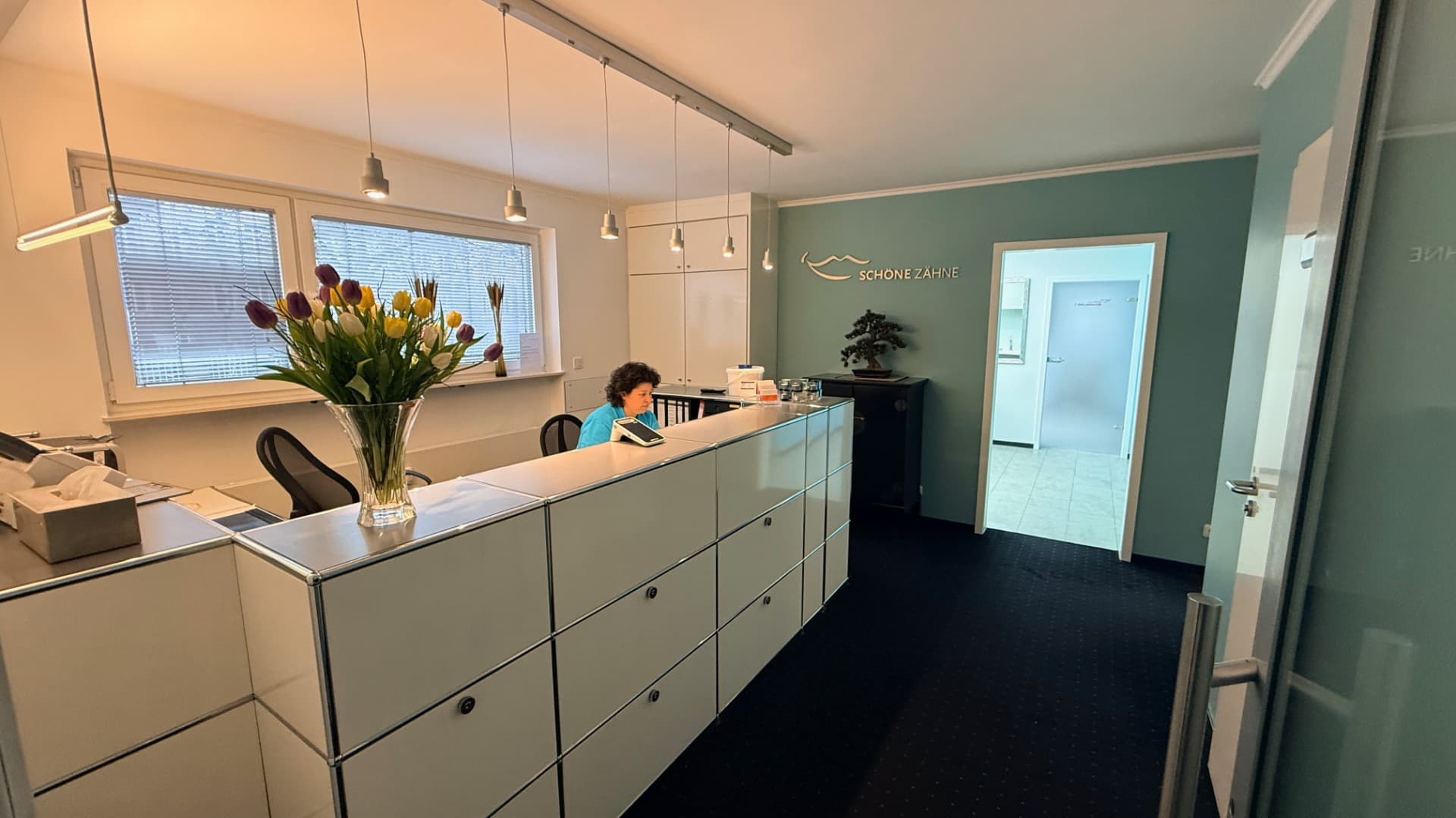 Zahnarztpraxis für Ästhetische Zahnheilkunde