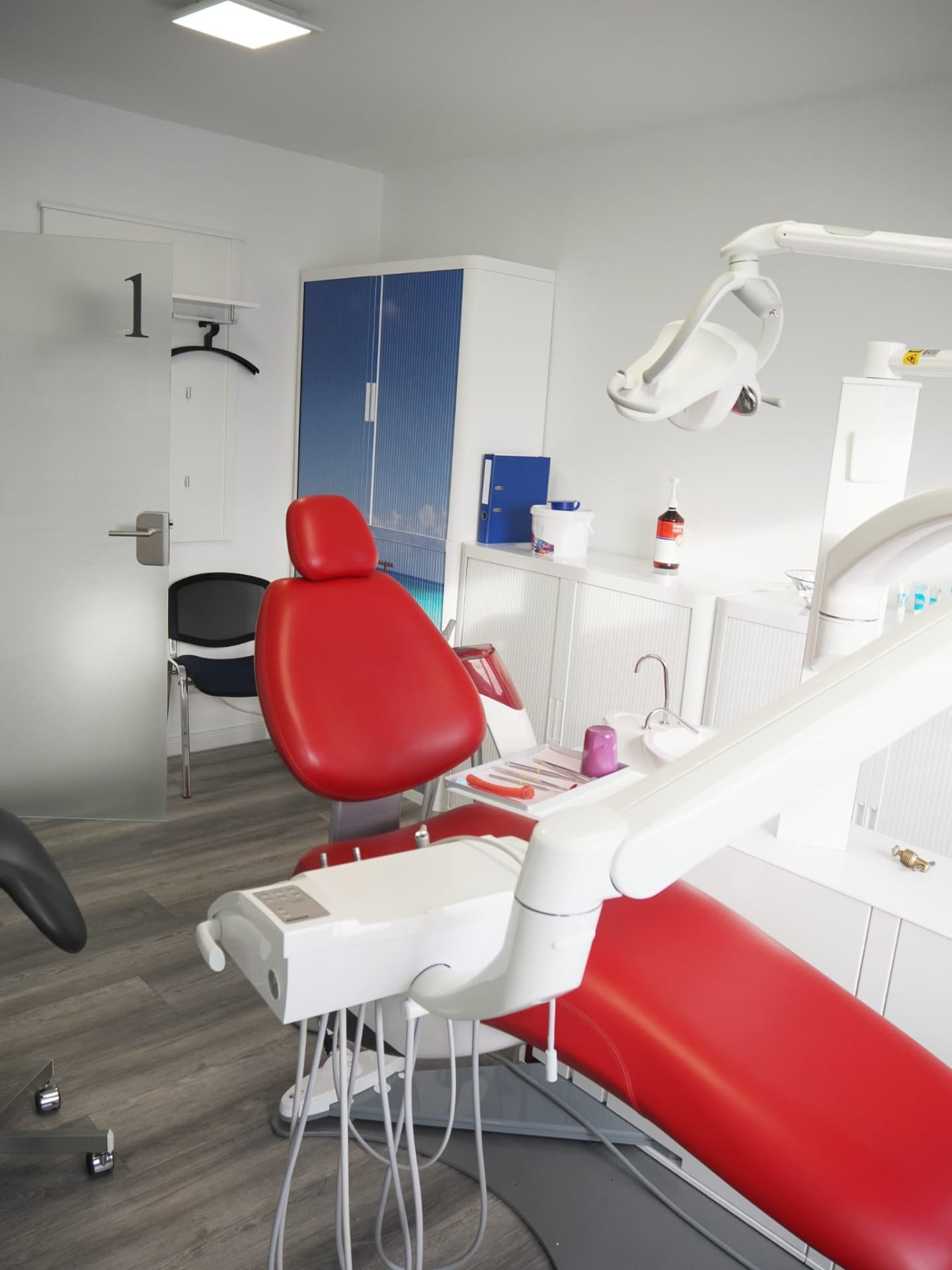 Umsatzstarke und etablierte Zahnarztpraxis südlich von Hamburg