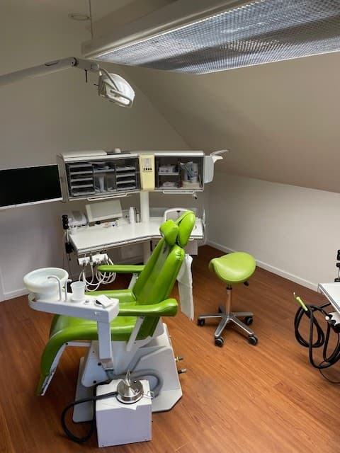 etablierte Zahnarztpraxis in Küstennähe mit hohem Gewinnpotenzial