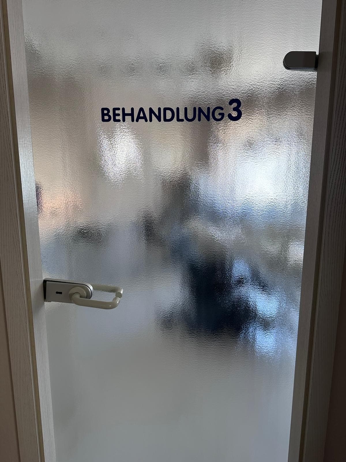 Zahnarztpraxis in zentraler Lage mit treuem Patientenstamm – ideale Übernahmemöglichkeit